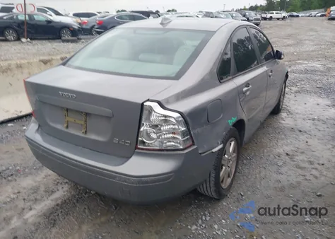 2006 Volvo S40 2.4I from USA, damaged, VIN YV1MS382162195052